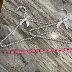 Pearl dress hangers (set of 2)